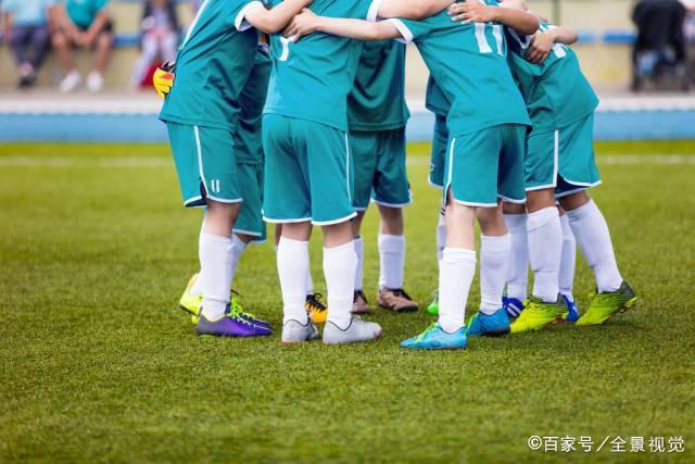 米兰遭遇点球失利，克鲁伊维特精彩罚球助伯恩茅斯领先
